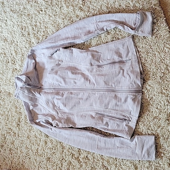 lululemon athletica Jackets & Blazers - Lululemon workout jacket size 8 gray